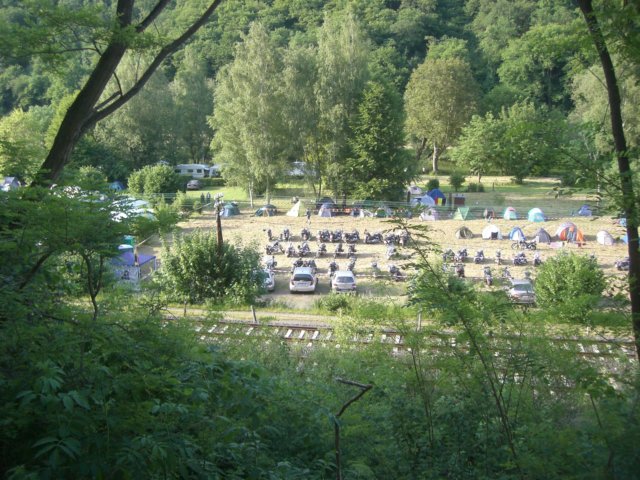 campinvorbeifahrt.jpg